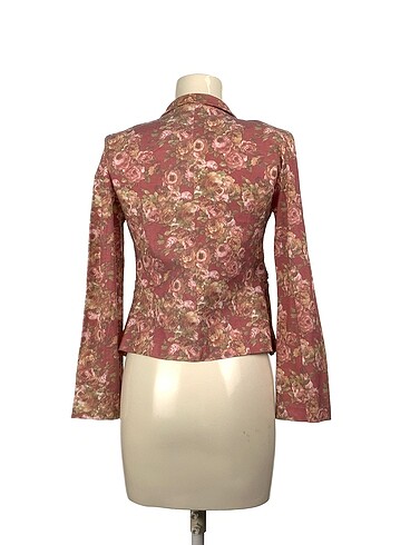 m Beden Diğer Blazer %70 İndirimli.