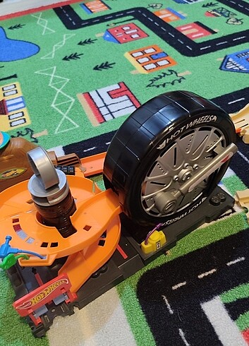 Hot wheels 2 set birlikte