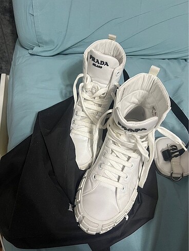 38 Beden beyaz Renk Prada Cepli Bilekli Sneakers
