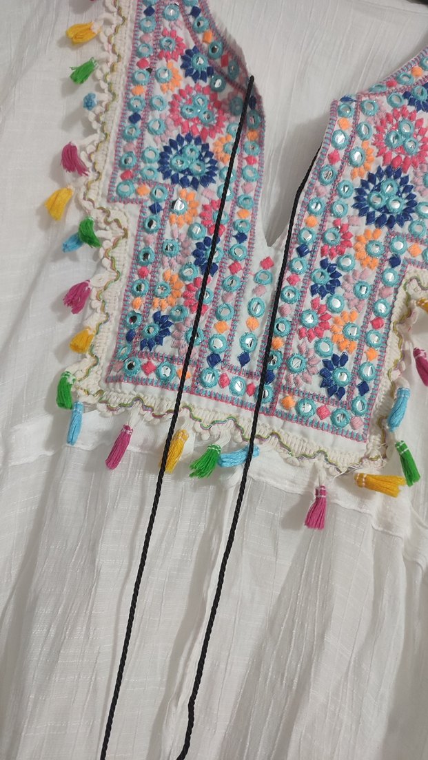 Nakışlı Püsküllü Bohem tunik - Görsel 2