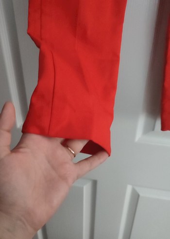 Kemerli Kırmızı Kadın Kumaş Pantolon - Görsel 2