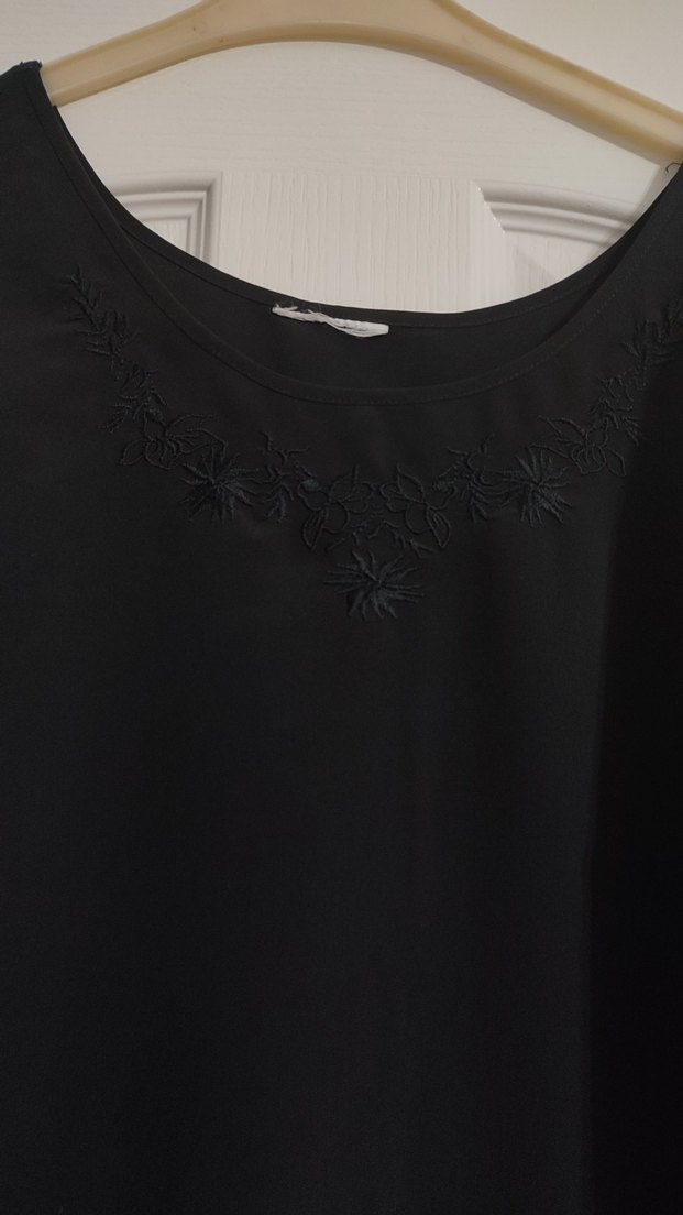 Siyah Salaş Midi Kadın Atlet - Görsel 2