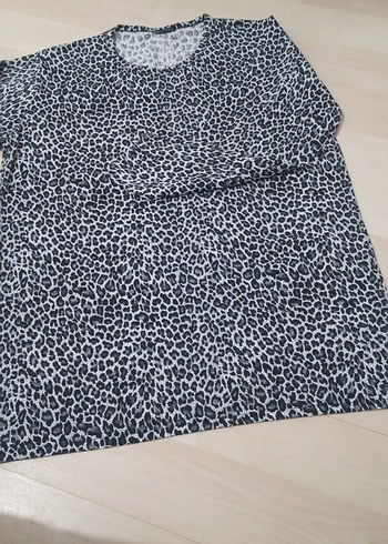 m Beden Gri Leopar Desenli Uzun Kollu Kadın Bluz
