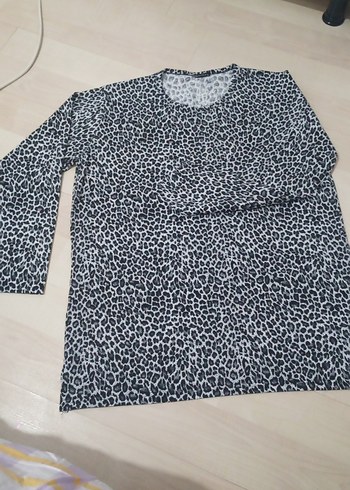 Gri Leopar Desenli Uzun Kollu Kadın Bluz