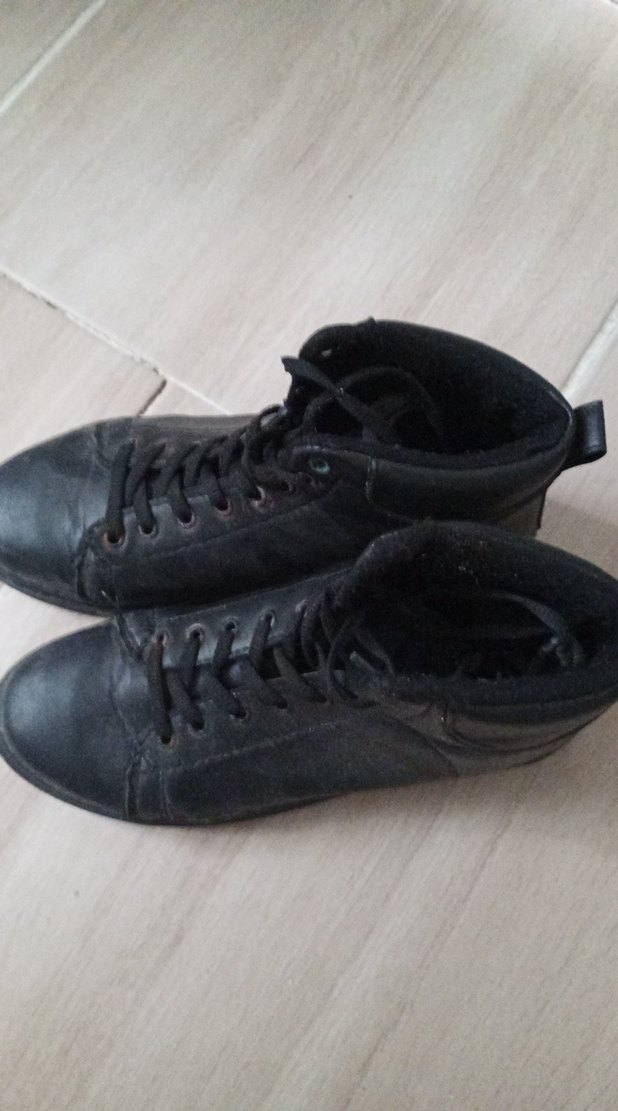 Siyah Bağcıklı kadın Kauçuk Botlar - Görsel 3