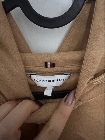 l Beden camel Renk Tommy sweatshirt