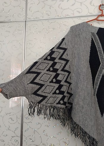 Gri Siyah Desenli Bohem Triko Kadın Panço - Görsel 2