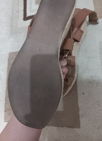 H&M sandalet