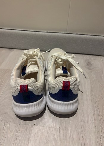 Kinetix Ayakkabı - Görsel 2