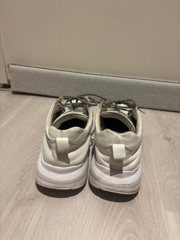 Fabrika Spor Ayakkabı - Görsel 3