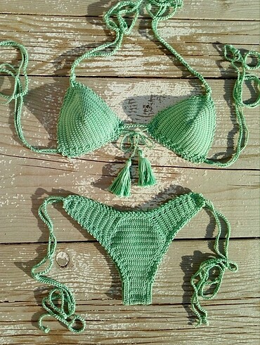 El örgüsü bikini takımı