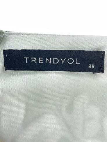 36 Beden çeşitli Renk Trendyol & Milla Uzun Elbise %70 İndirimli.