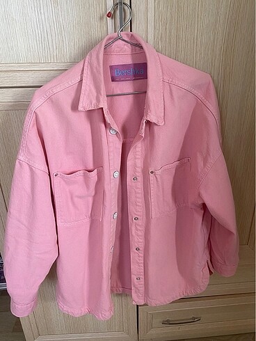 Pembe ince kot ceket