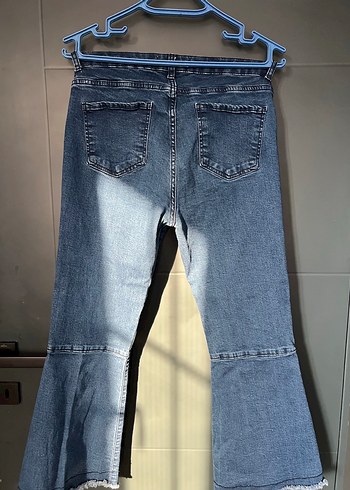 Kadın Mavi Denim Midi Paça Jean