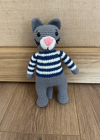 Beden Gri Çizgili Kazaklı Örgü Peluş Kedi