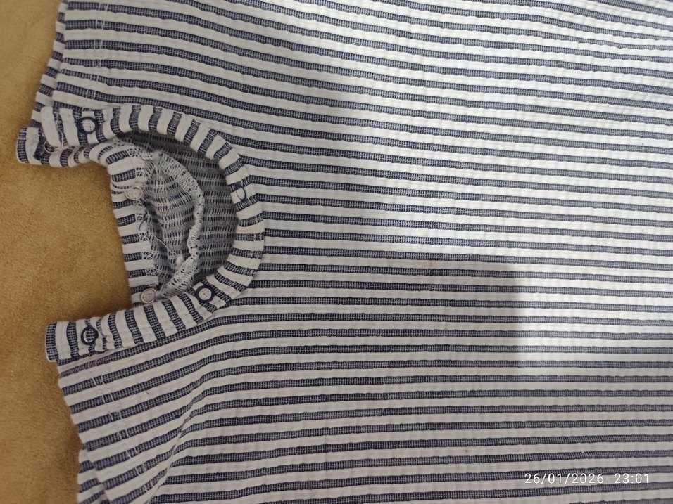 Gri Çizgili Örgü Bebek Tulum - Görsel 3