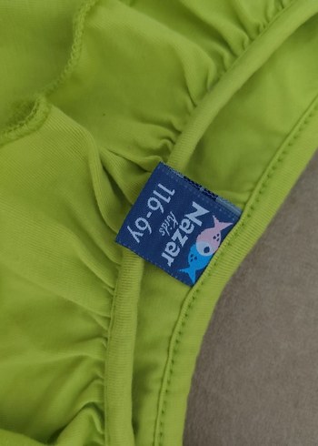 Kız Çocuk Yeşil Fırfırlı Askılı Bluz - Görsel 2