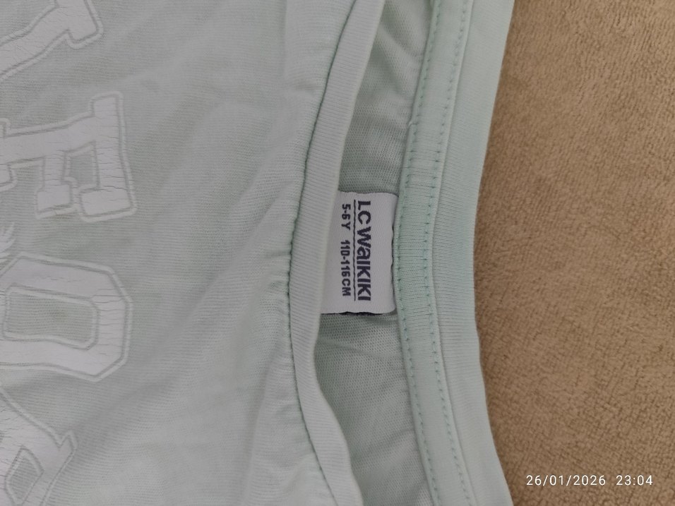 Kız Çocuk Yeşil Baskılı Tişört - Görsel 3