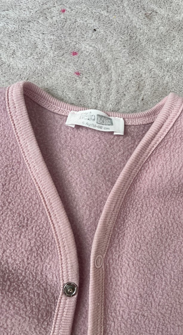 Kız Çocuk Pembe Düğmeli Polar Yelek - Görsel 3