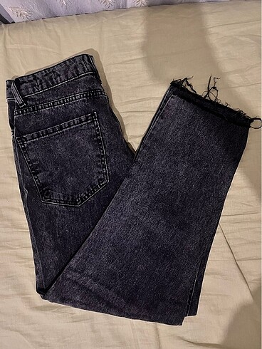 Lc mom jean