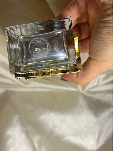 Beden Yves Saint Laurent Libre L?absolu Platine