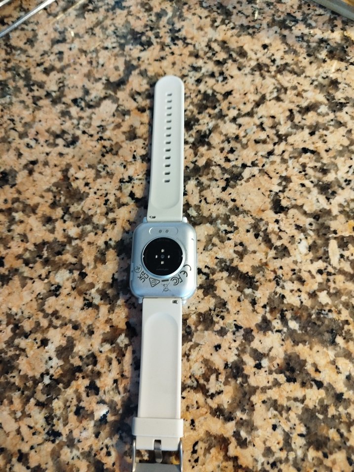 Gri Çerçeveli Beyaz Akıllı Saat soranlara orjinal dir - Görsel 4