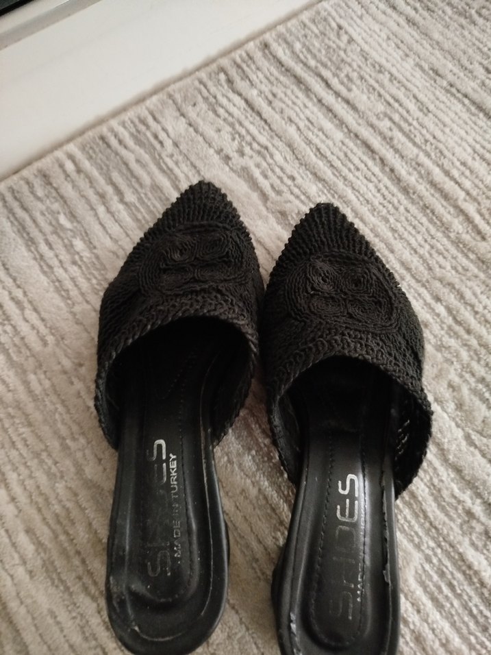 Siyah Nakışlı Kadın Terlikler Wedge Topuklu - Görsel 3