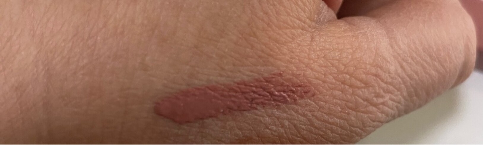 Beden beyaz Renk Maybelline süperstay matte ruj