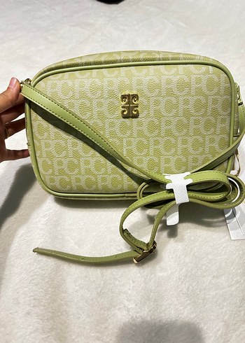 Yeşil pierre cardin çanta - Görsel 3