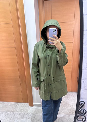 Kadın Haki Kapüşonlu Yağmurluk - Görsel 2