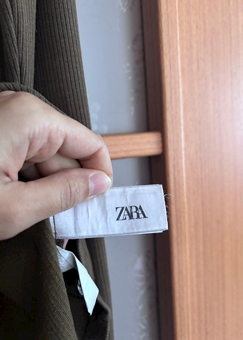 Düğmeli Uzun Kollu Kadın Hırka - Görsel 4