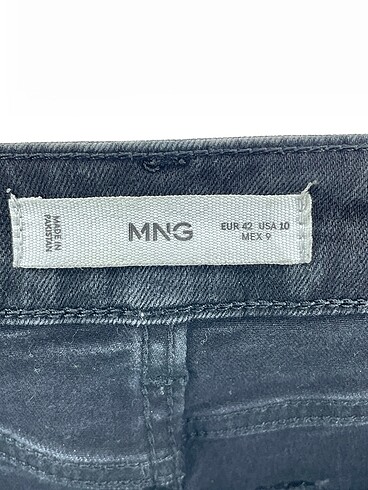 42 Beden siyah Renk Mango Jean / Kot %70 İndirimli.