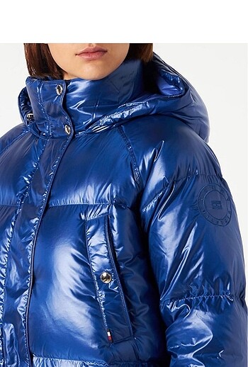 l Beden Tommy Hilfiger Mont Kadın