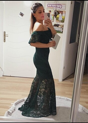 Yeşil dantelli abiye elbise