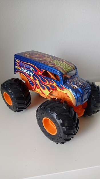 HotWeels monster truck 