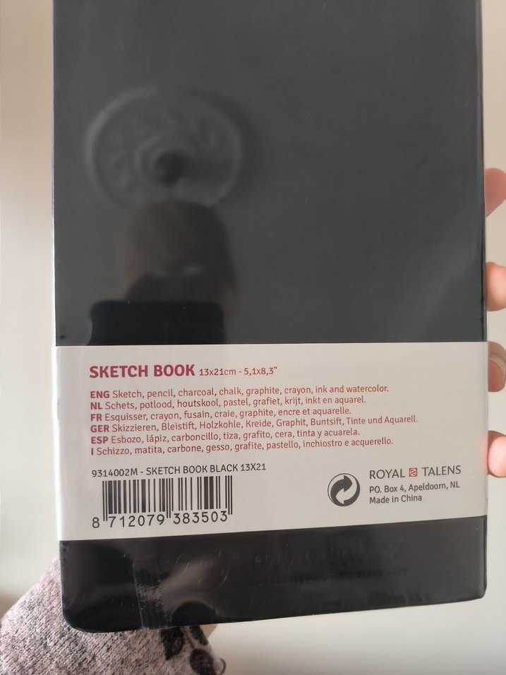 Siyah Sert Kapaklı Eskiz Defteri (yeni) - Görsel 4