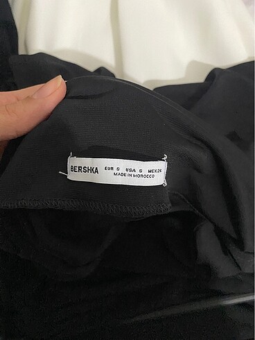 s Beden siyah Renk Bershka uzun elbise