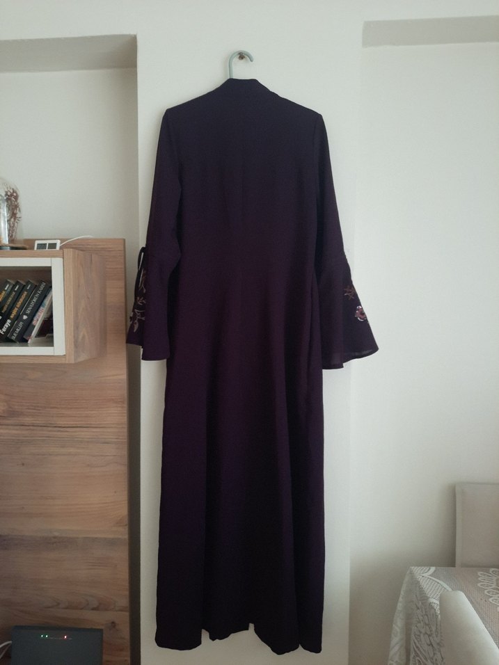 Mor İşlemeli Uzun Kadın pardesu - Görsel 4