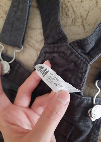 Kız Çocuk Siyah Kürklü Askılı Elbise - Görsel 2