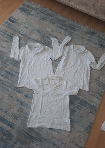T-shirt üst kıyafet