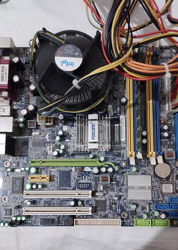 Foxconn 945G7MD ddr2 anakart - Görsel 5