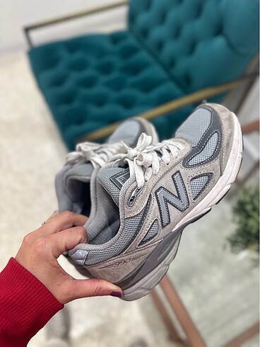 New Balance 990