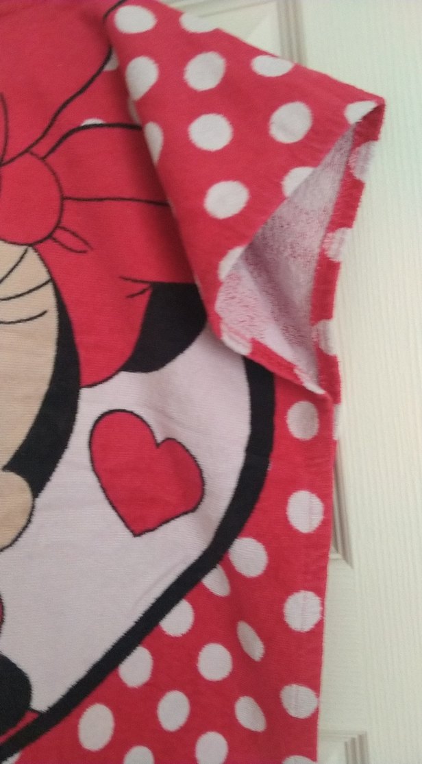 Kız Çocuk Minnie Baskılı Pembe Panço havlu - Görsel 3