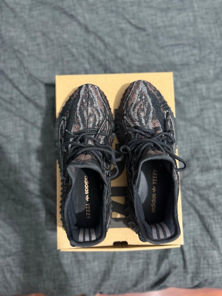 Yeezy Boost 350 V2Mx Rock erkek ayakkabısı - Görsel 2