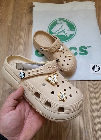 Crocs Platform BEJ ??