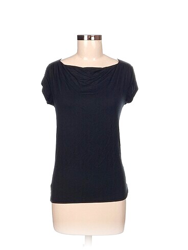 F&F Bluz %70 İndirimli.