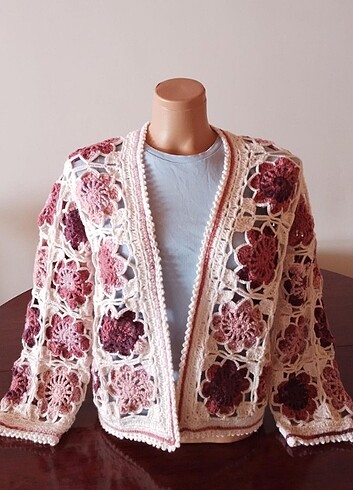 EL EMEĞİ ÇİÇEK HIRKA