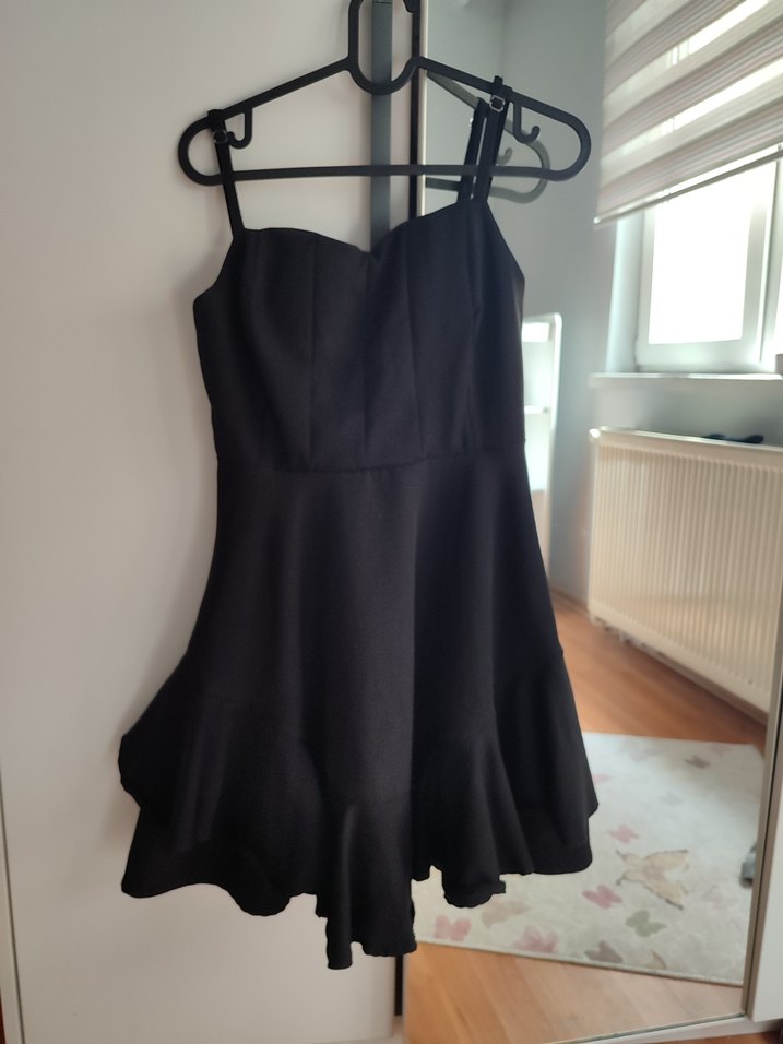 siyah elbise - Görsel 2