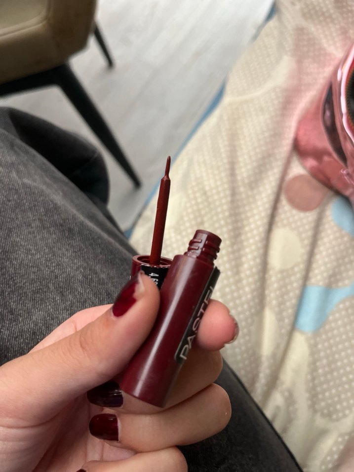 Bordo eyeliner - Görsel 2