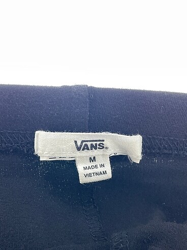 m Beden siyah Renk Vans Mini Şort %70 İndirimli.